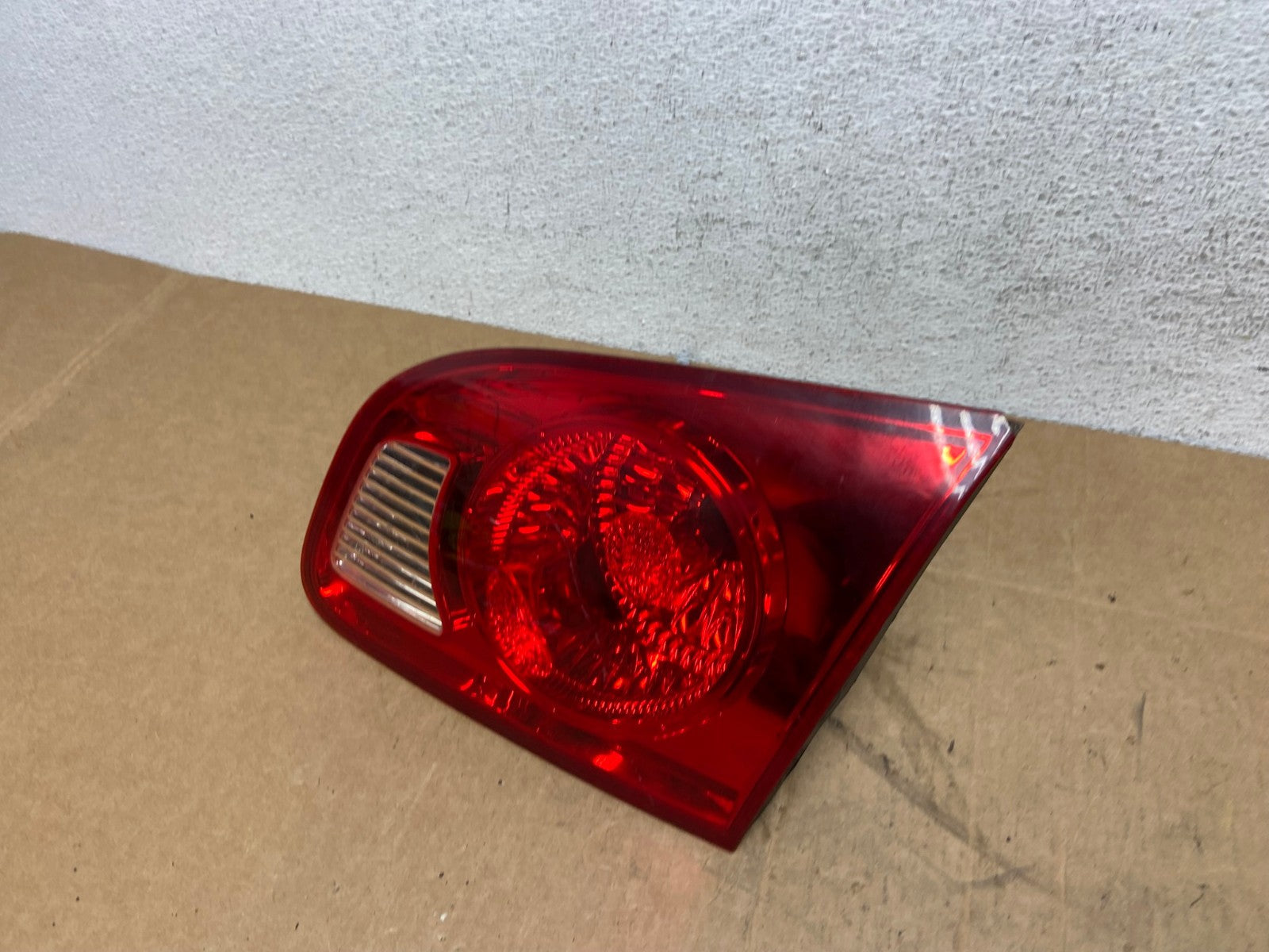 2007 2008 2009 Hyundai Santa Fe Right Passenger Tail Light Inner AD6150 LK1