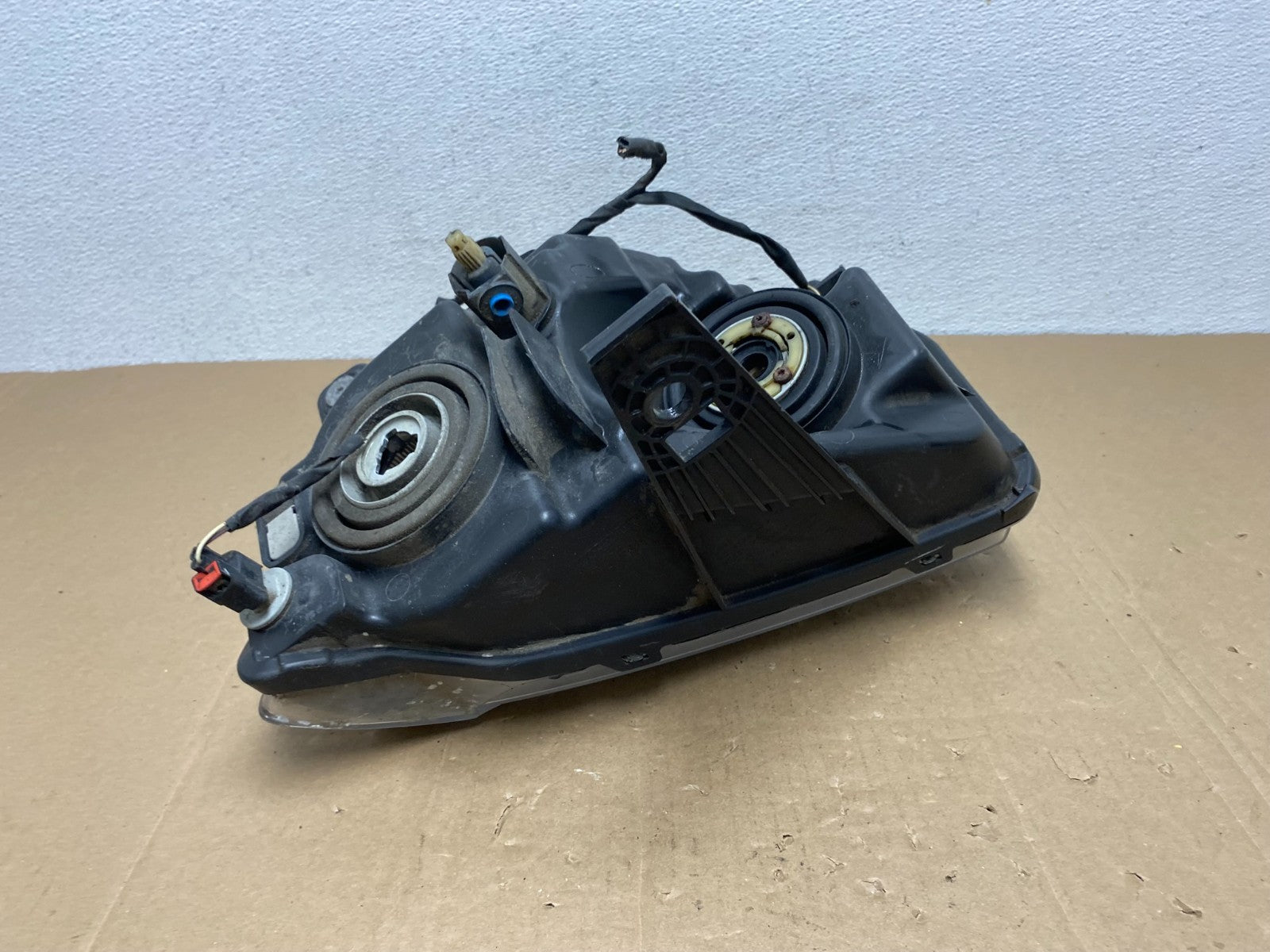 2011-2013 Jeep Grand Cherokee Right Passenger Halogen Headlight AC5639 DW5