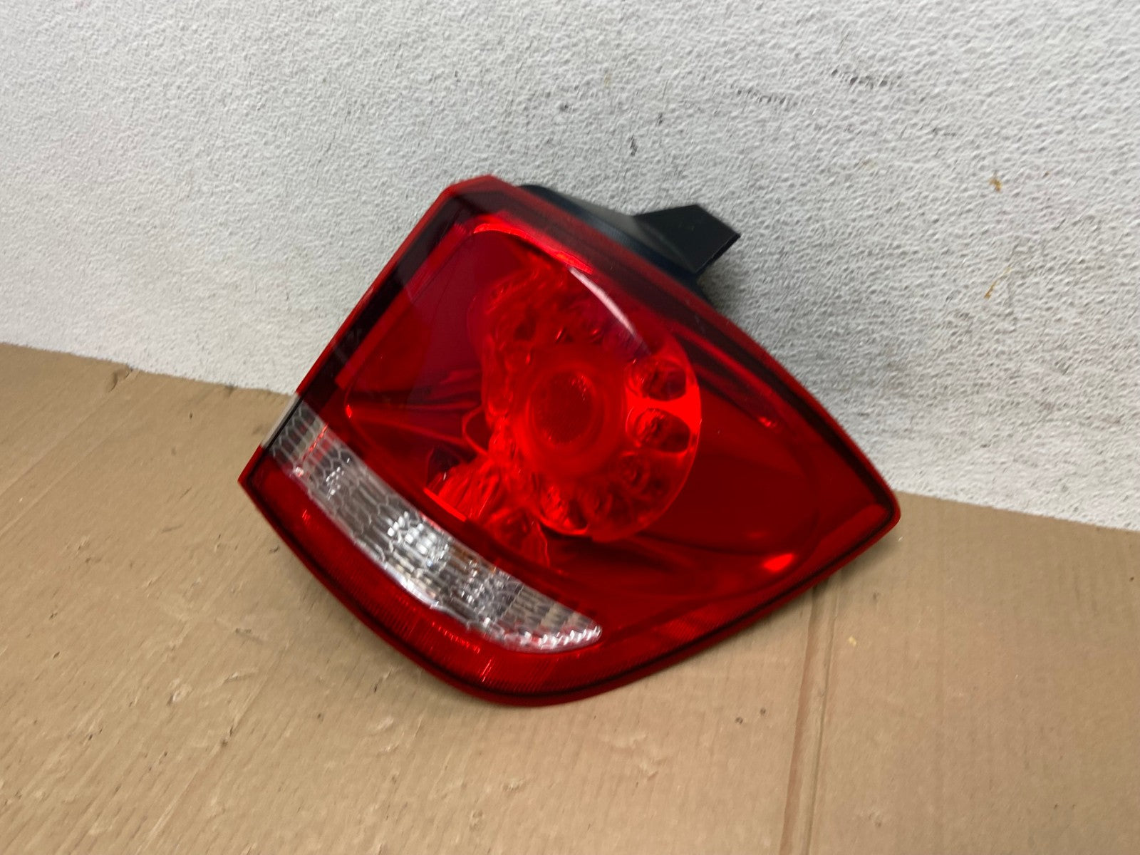 LED 2011-2020 Dodge Journey Right Passenger Rh Side Tail Light AE8978 LK1
