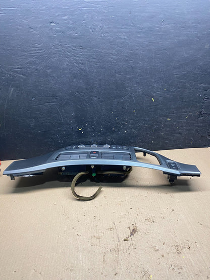 2005 to 2010 Honda Odyssey Radio Climate Control Dash Trim Bezel Q7013 DG3