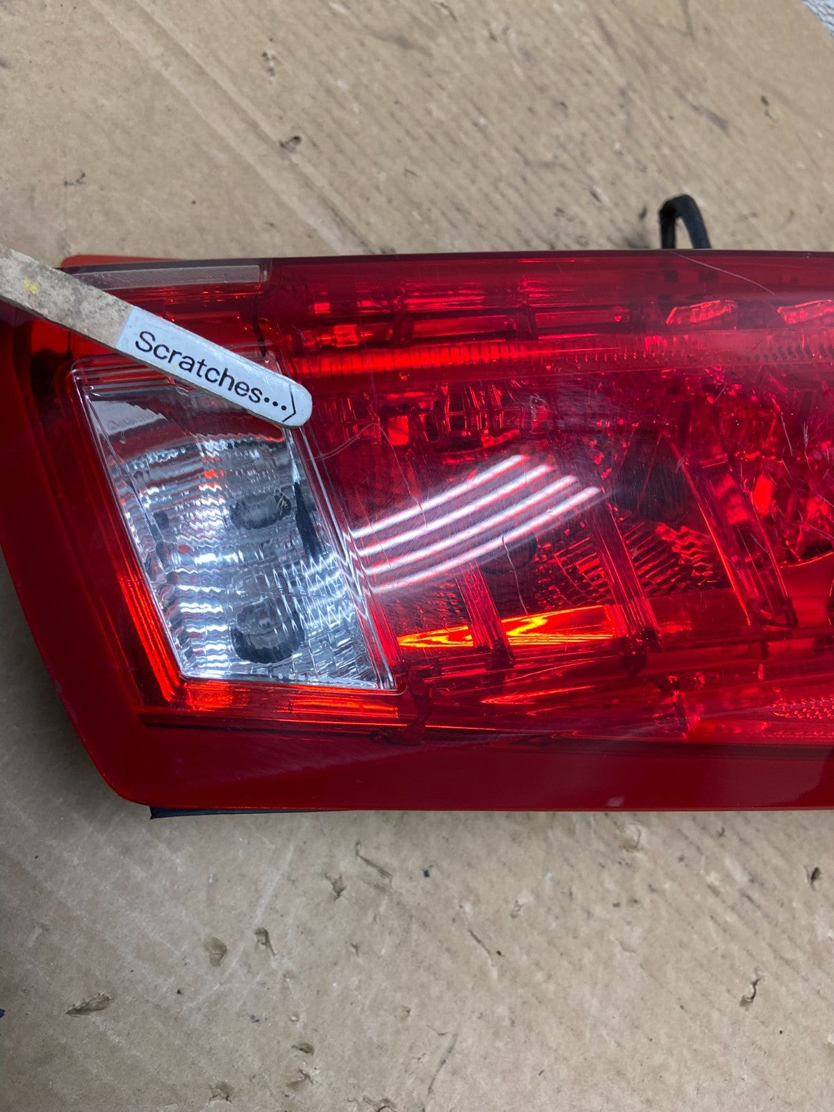 2010 to 2016 Cadillac Srx Right Passenger Rh Side Tail Light OEM AB4633 LK3