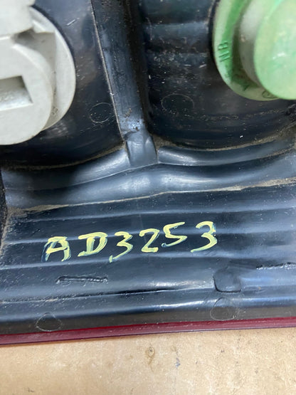 2001 2002 2003 2004 Mazda Tribute Right Passenger Rh Tail Light AD3253 LK8