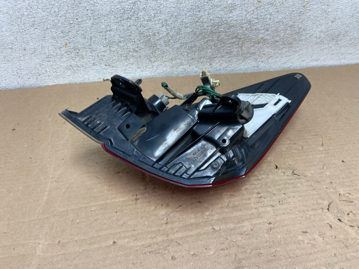 2010-2014 Subaru Outback Wagon Right Passenger Rh Side Tail Light AI0913 LK4