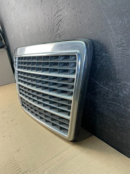 1994 to 1999 Mercedes-Benz W140 S600 S500 S320 Front Upper Grille AD5729 DG1