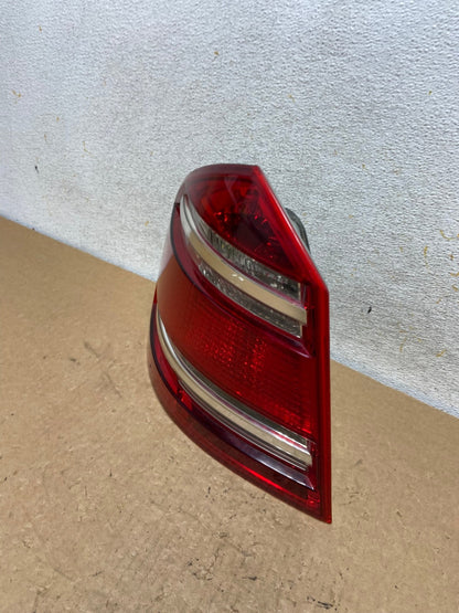 2007 to 2009 Mercedes GL-Class GL450 Left Driver LH Tail Light AI3558 LK1