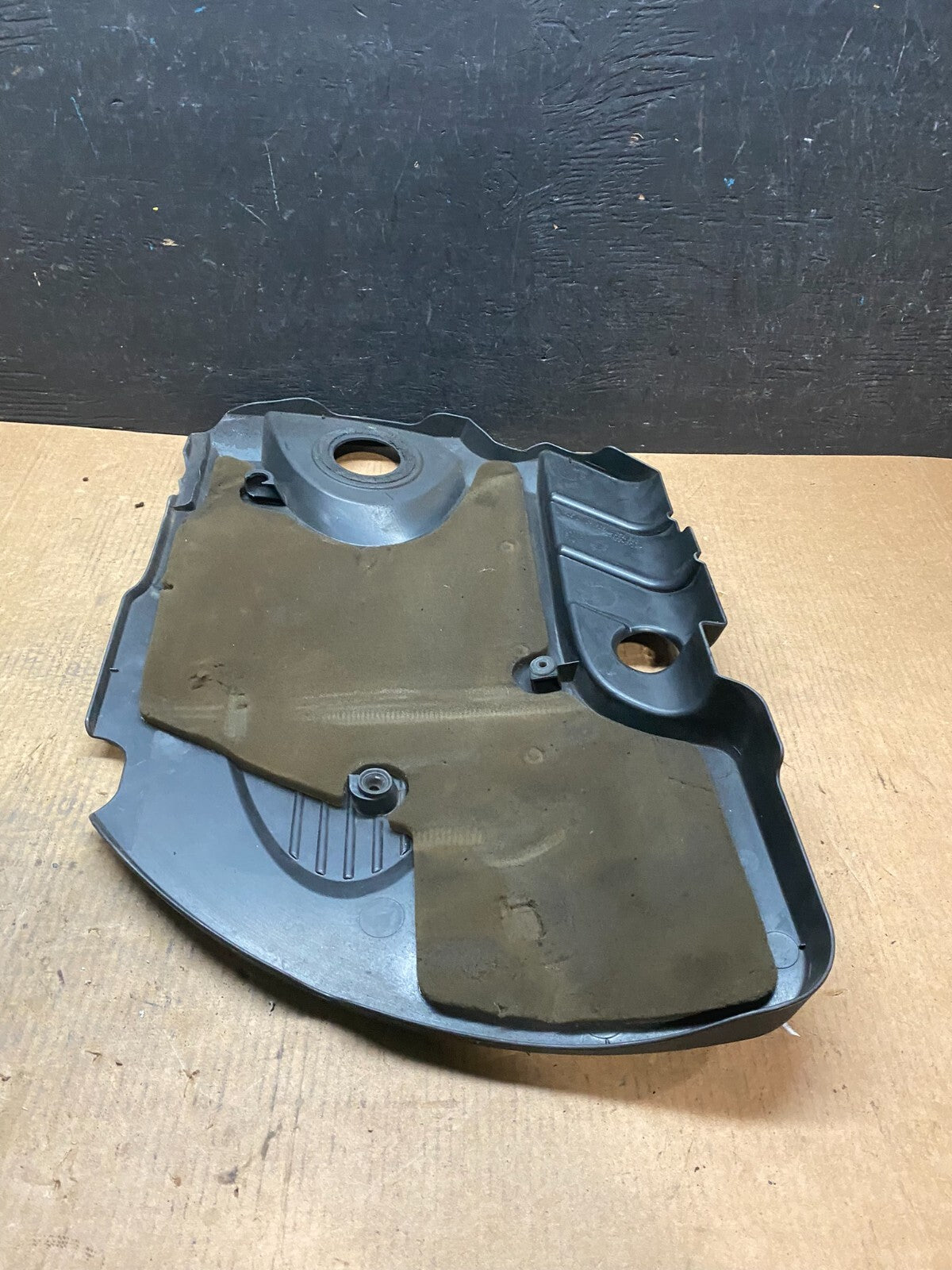 2006 2011 Chevrolet Impala V6 VVT Engine Cover Shield H4773 DG17