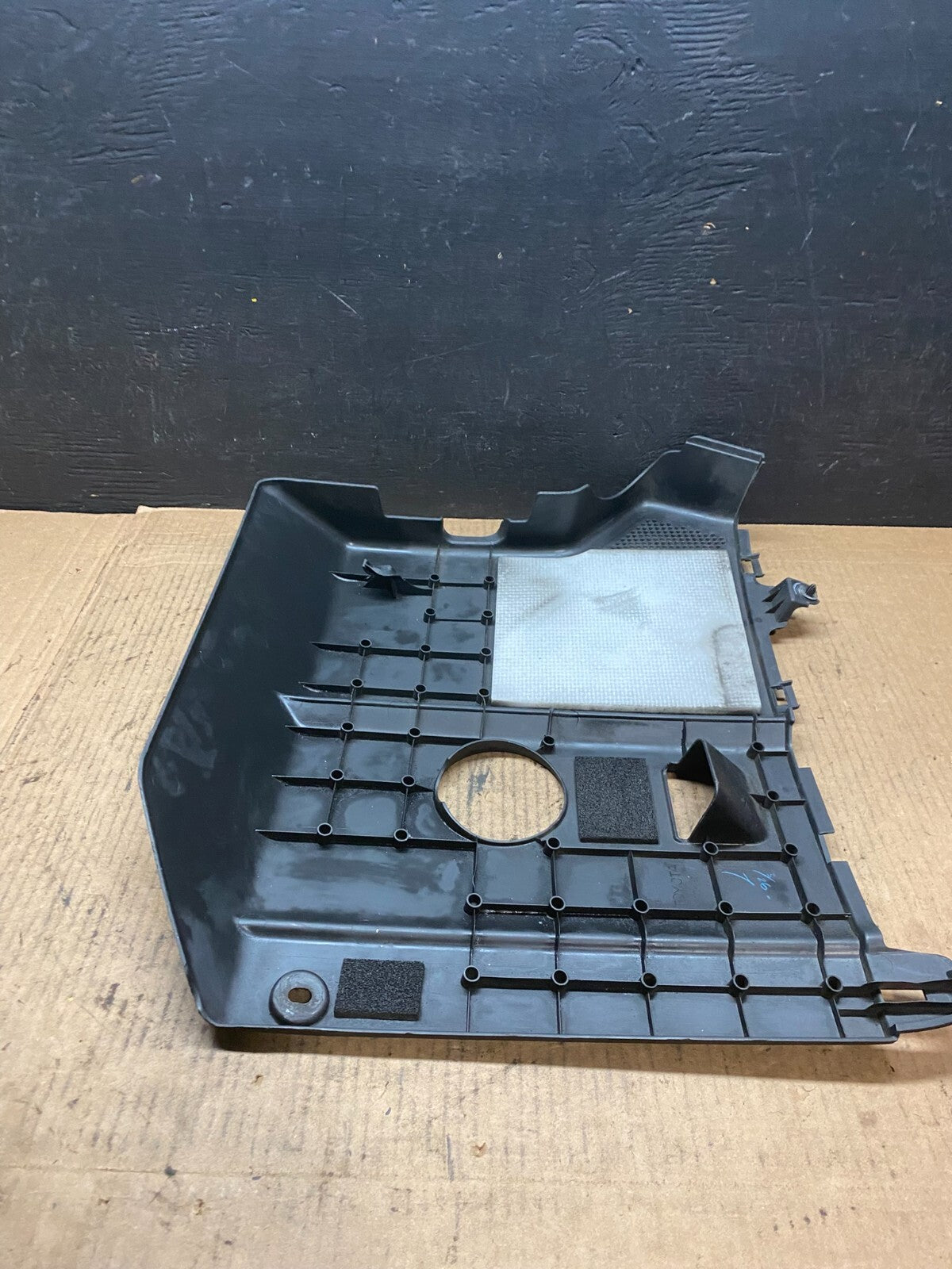 2006 to 2007 Toyota Highlander Hybrid Engine Motor Top Front Cover G2793 DG17