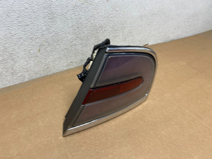 1997-1998 Buick Park Avenue Ave Right Passenger Rh Side Tail Light OEM L0201 DW2
