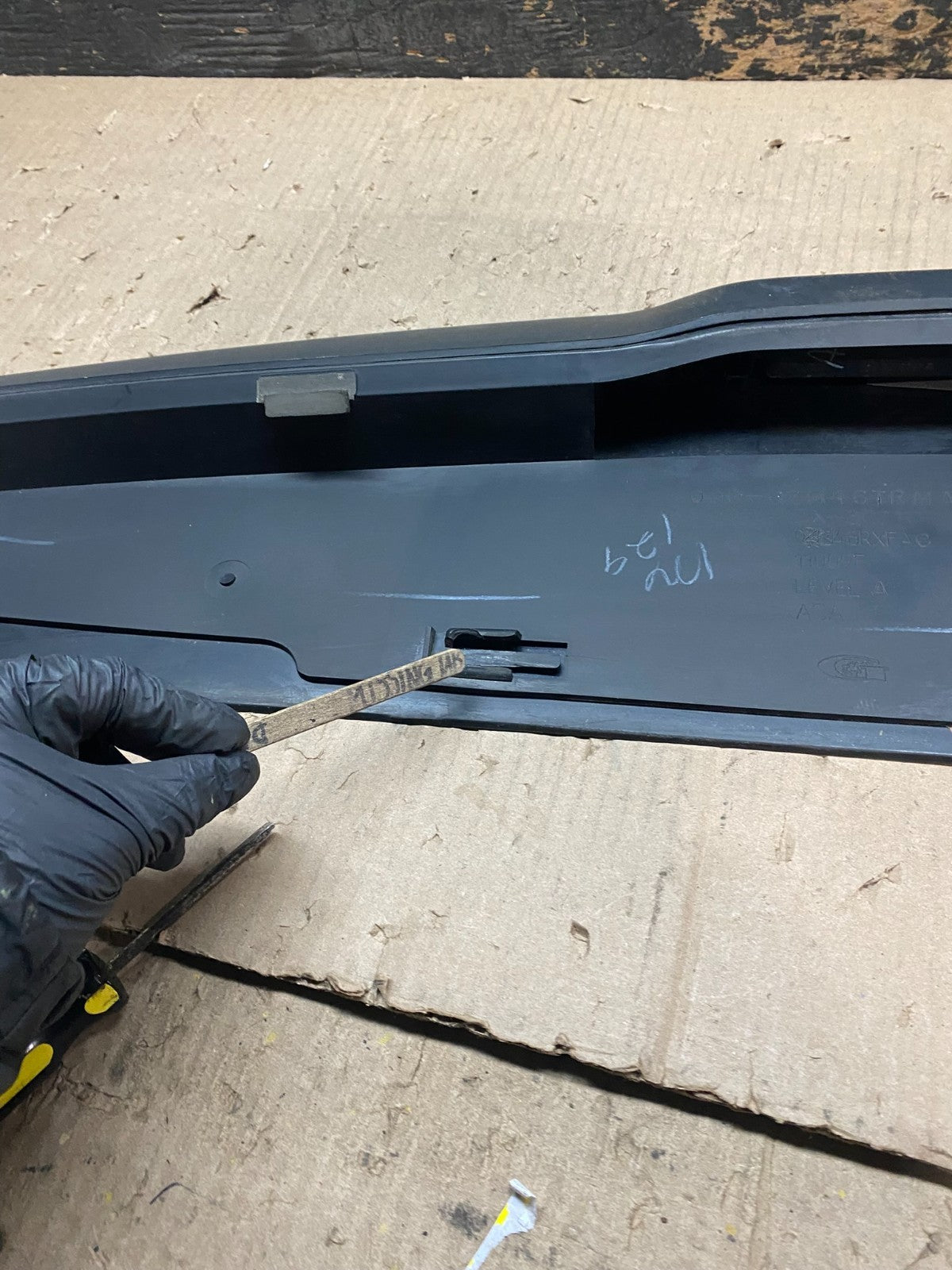 2007 to 2010 Jeep Compass Spoiler 3RD Third Break Light Rear OEM X8109 DG10