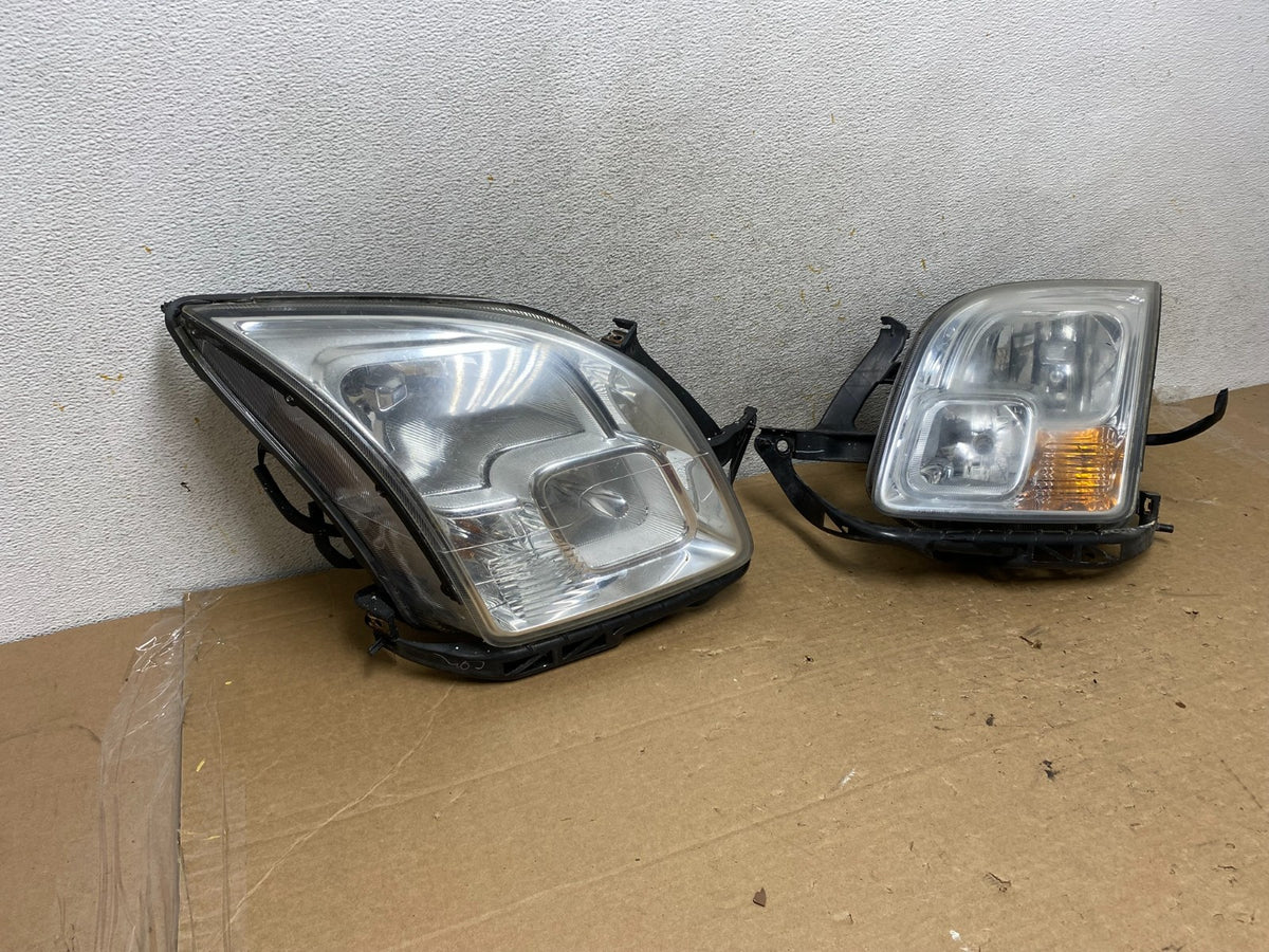 2006 to 2009 Ford Fusion Headlights Left+Right Side AH8427 DW1