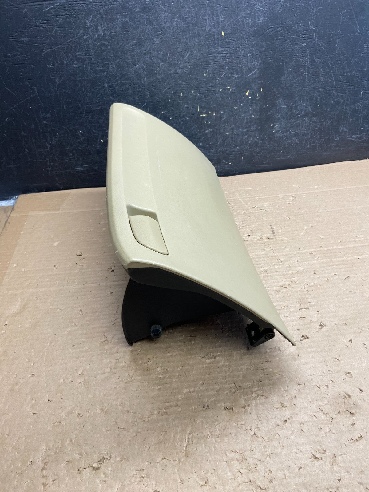 2006 - 2011 Honda Civic Front Right Passenger Storage Glove Box AG8509 DG1