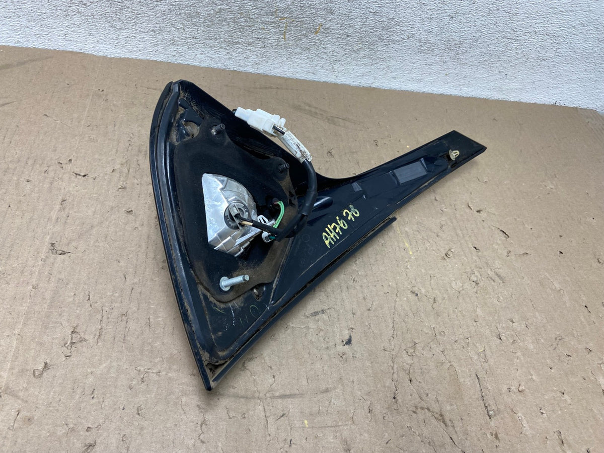 2015 to 2018 Nissan Murano Right Passenger Side Tail Light Inner AH7676 LK5