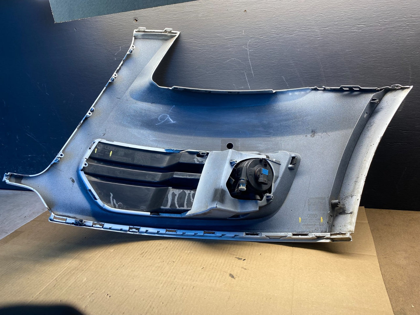 2009 to 2012 Audi Q5 Front Right Passenger RH Bumper Cover ad5027 DG9