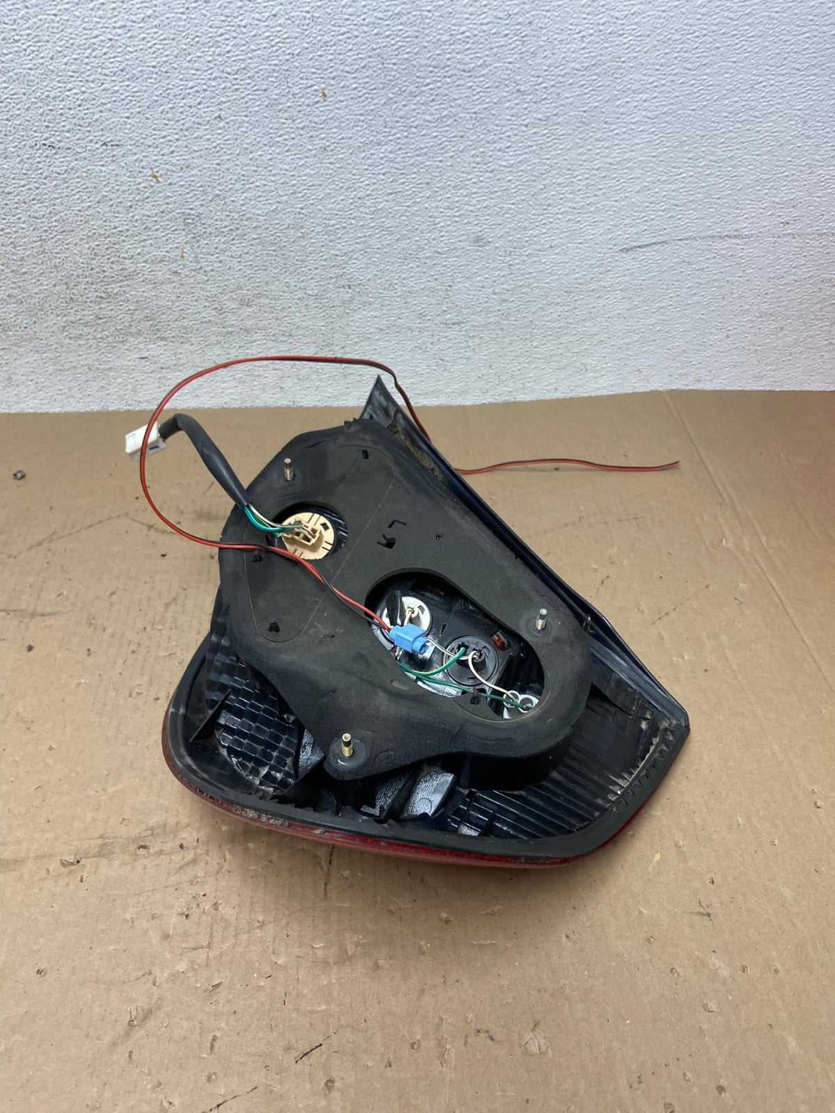 2002 2003 2004 Toyota Camry Left Driver LH Side Tail Light AD7704 LK6