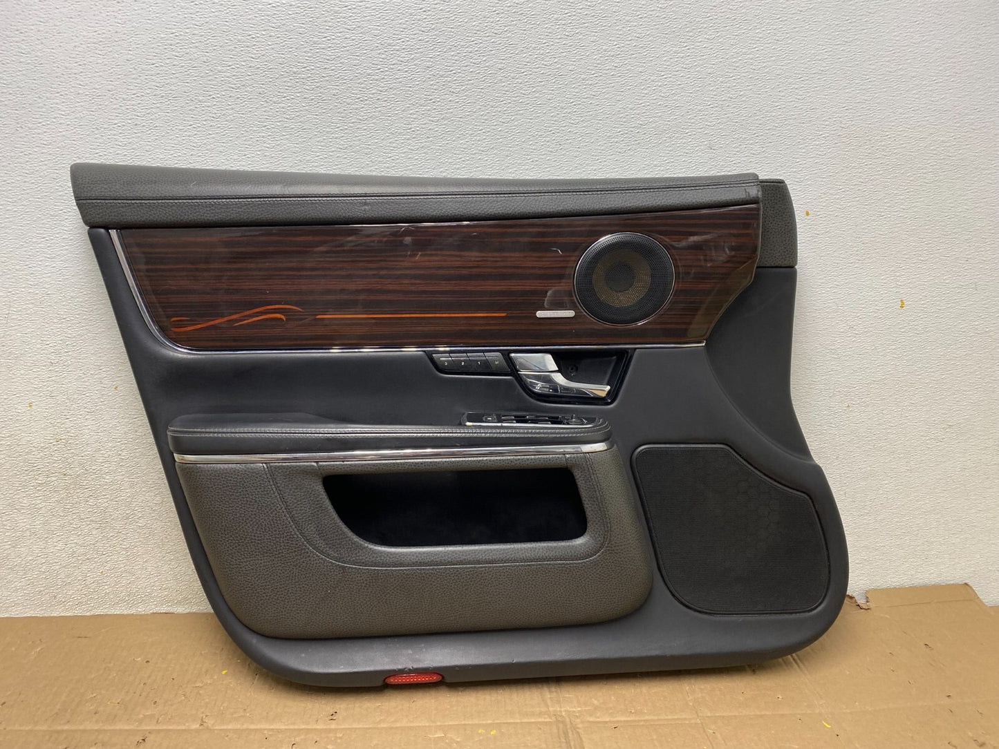 2010 to 2015 Jaguar XJ Interior Front Left Driver LH Door Trim Panel OEM G65400