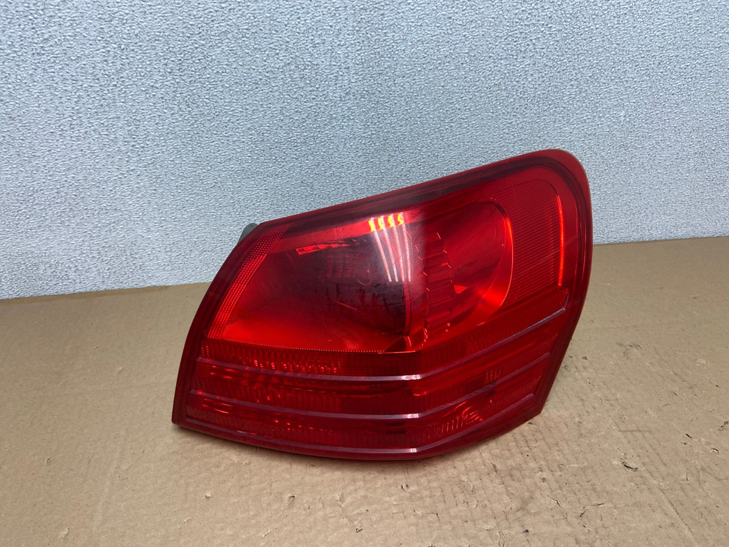 2008 to 2015 Nissan Rogue Right Passenger Rh Side Tail Light Oem AB6240 LK0
