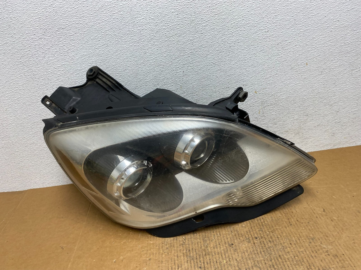 2007-2012 Gmc Acadia Halogen Headlight Right Passenger Side AE1377 DW0