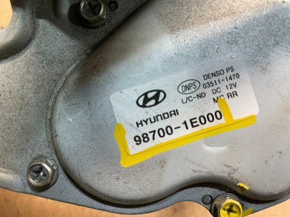 2007 - 2011 Hyundai Accent Rear Glass Windshield Wiper Motor V9070 DG6