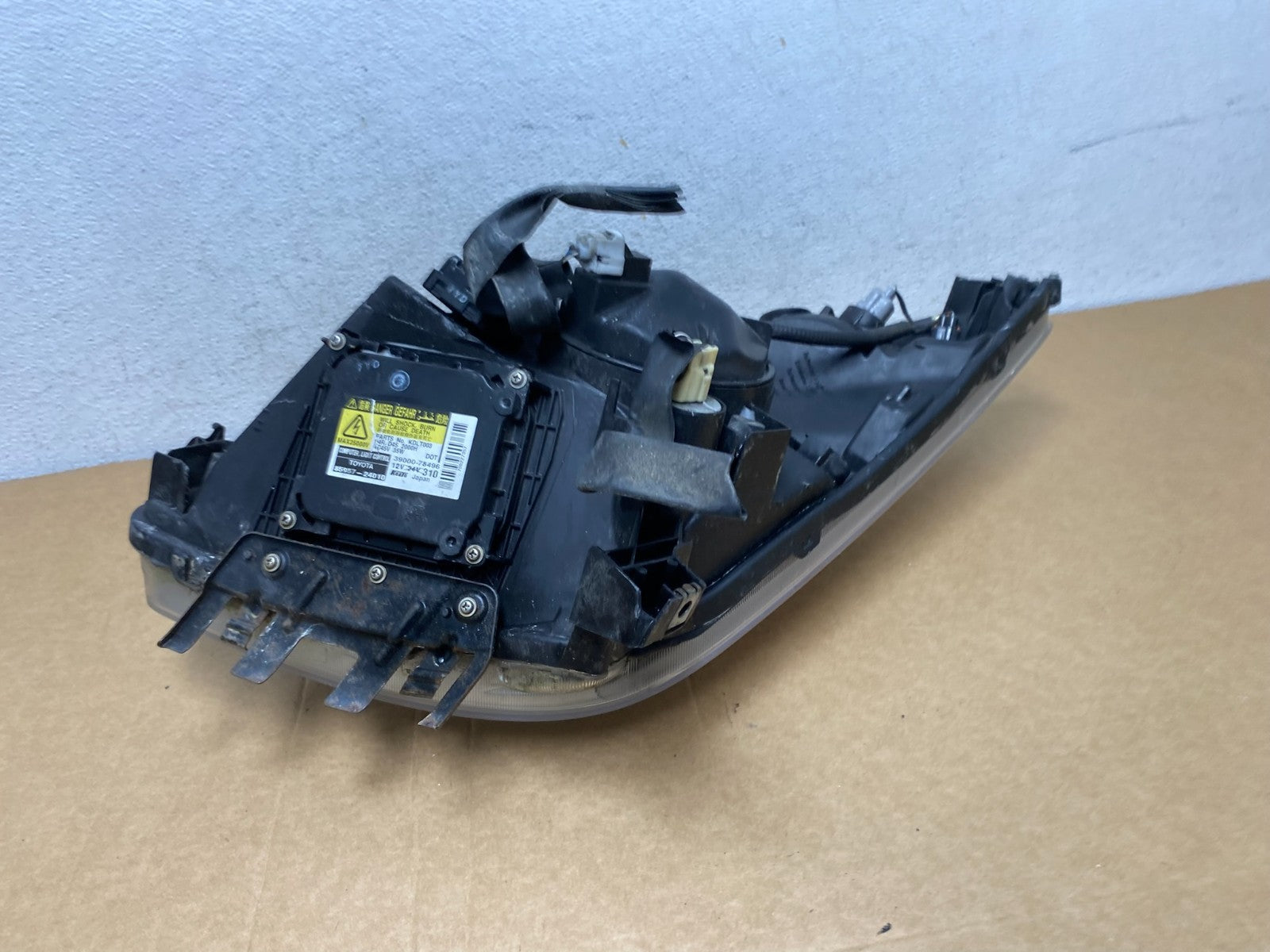 2006-2009 Toyota Prius Right Passenger Rh Side Headlight Xenon HID AD5284 DW7