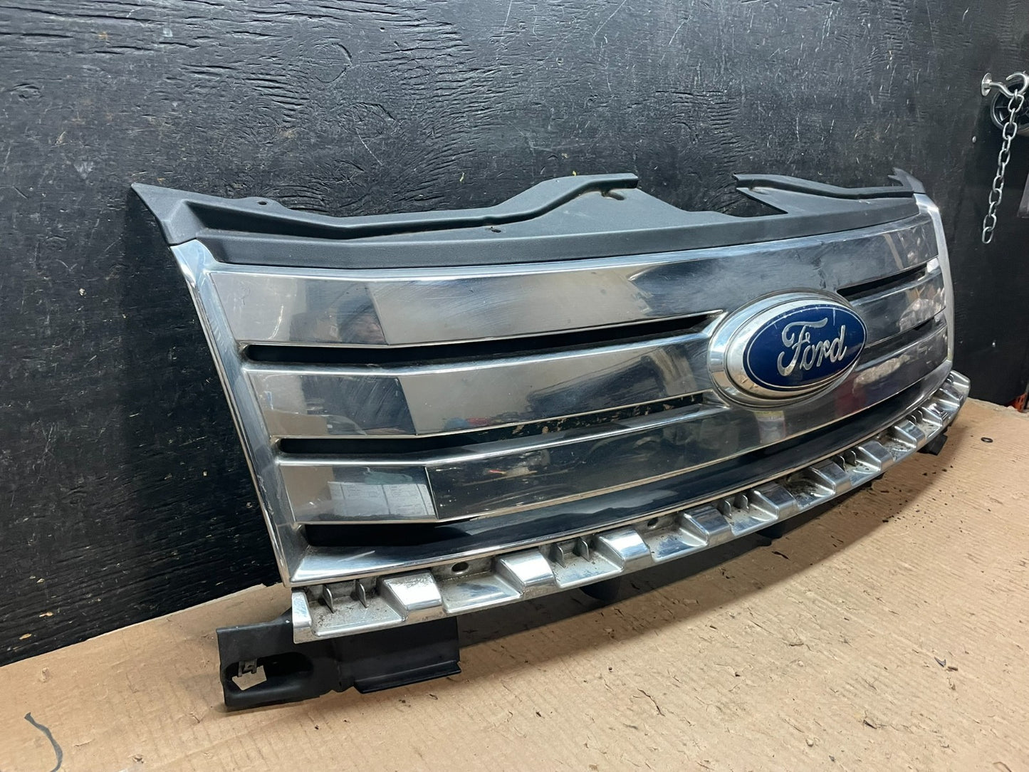 2007 2008 2009 2010 Ford Edge Front Upper Chrome Grill Grille Oem y6431DG1
