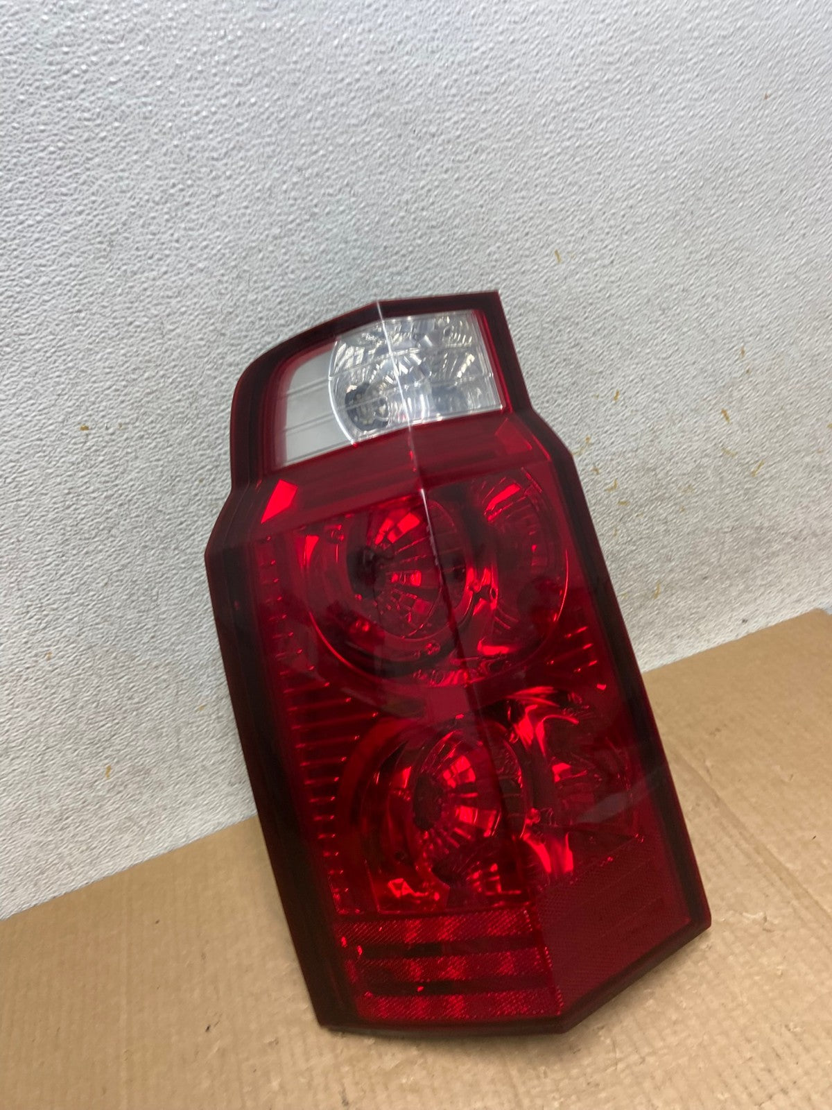 2006 to 2010 Jeep Commander Left Driver Side Tail Light AI5876 LK1