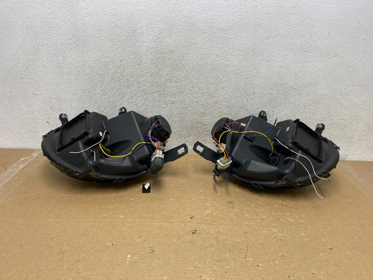 2007 to 2013 Mini Cooper Left+Right Set LED Black Headlights AH8362 DG11