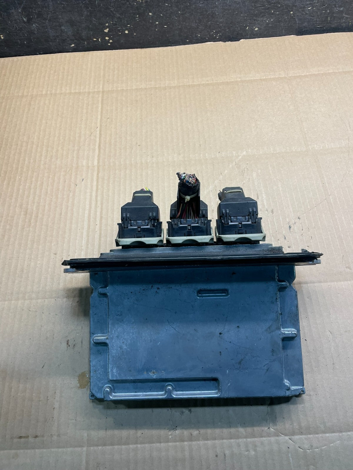 2004 Ford Explorer Mountaineer Engine Control ECU 4l2a-12a650-aee X8753 DG0