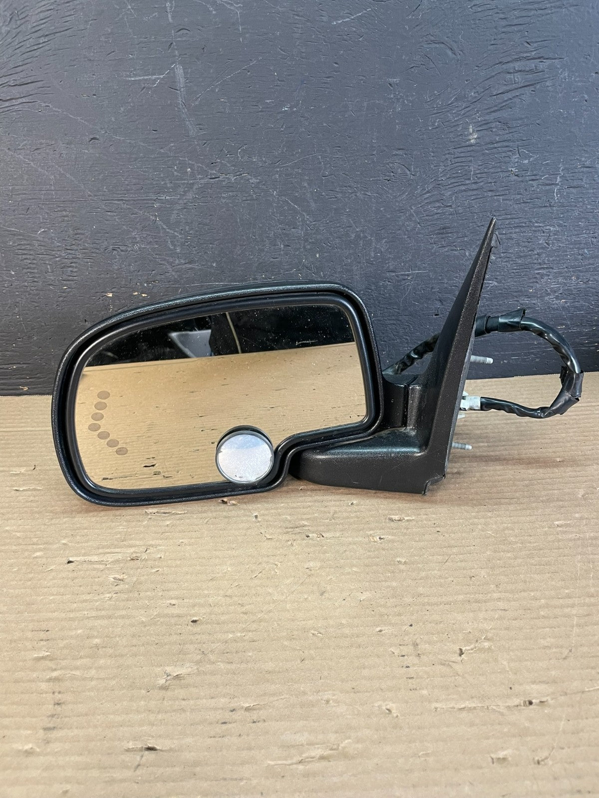 2003 to 2006 Gmc Yukon Left Driver LH Turn Signal View Door Mirror AF3367 DW8