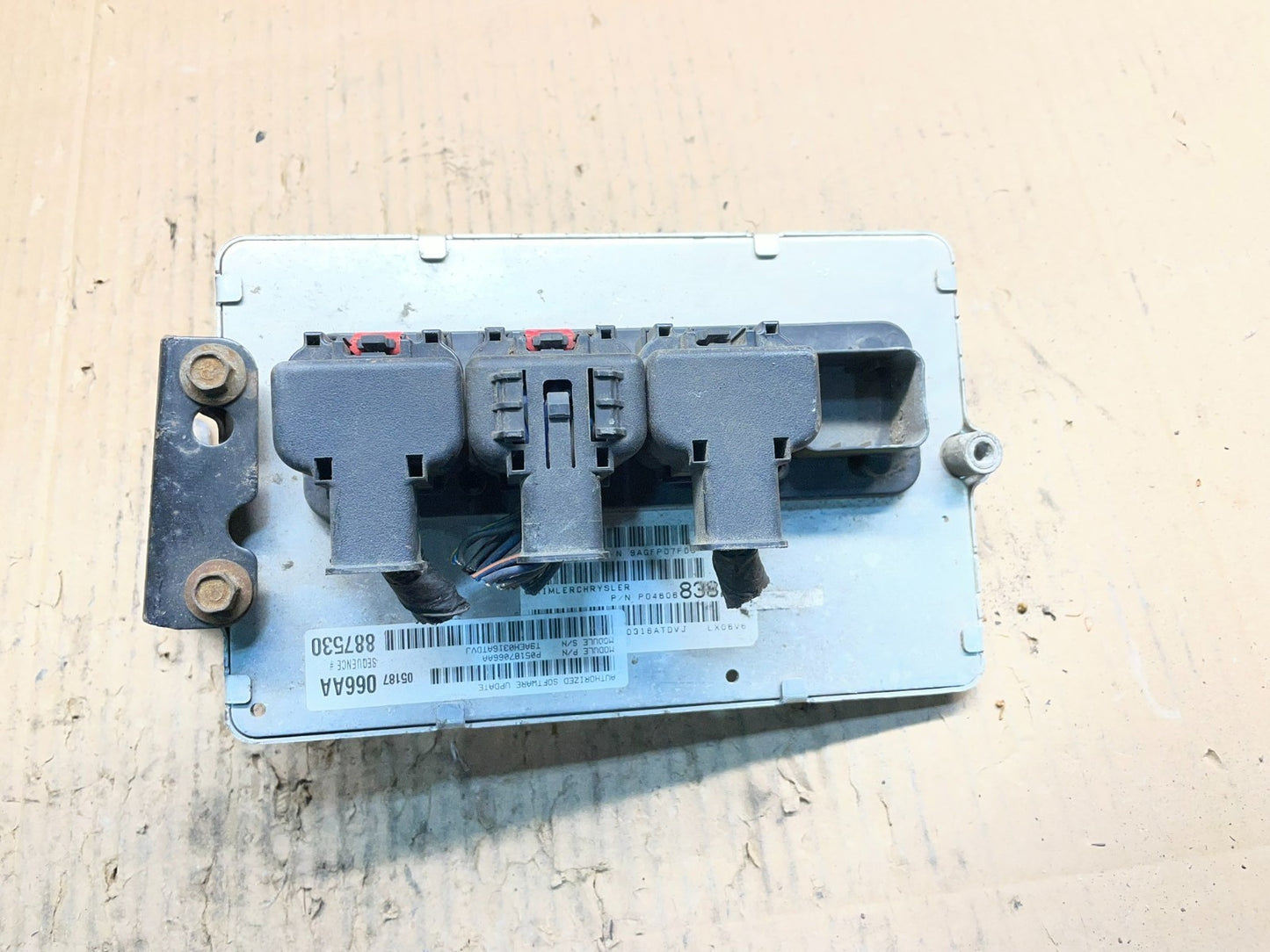 2006 Chrysler 300 Magnum Charger Engine Control Module ECM ECU y1415 DG0