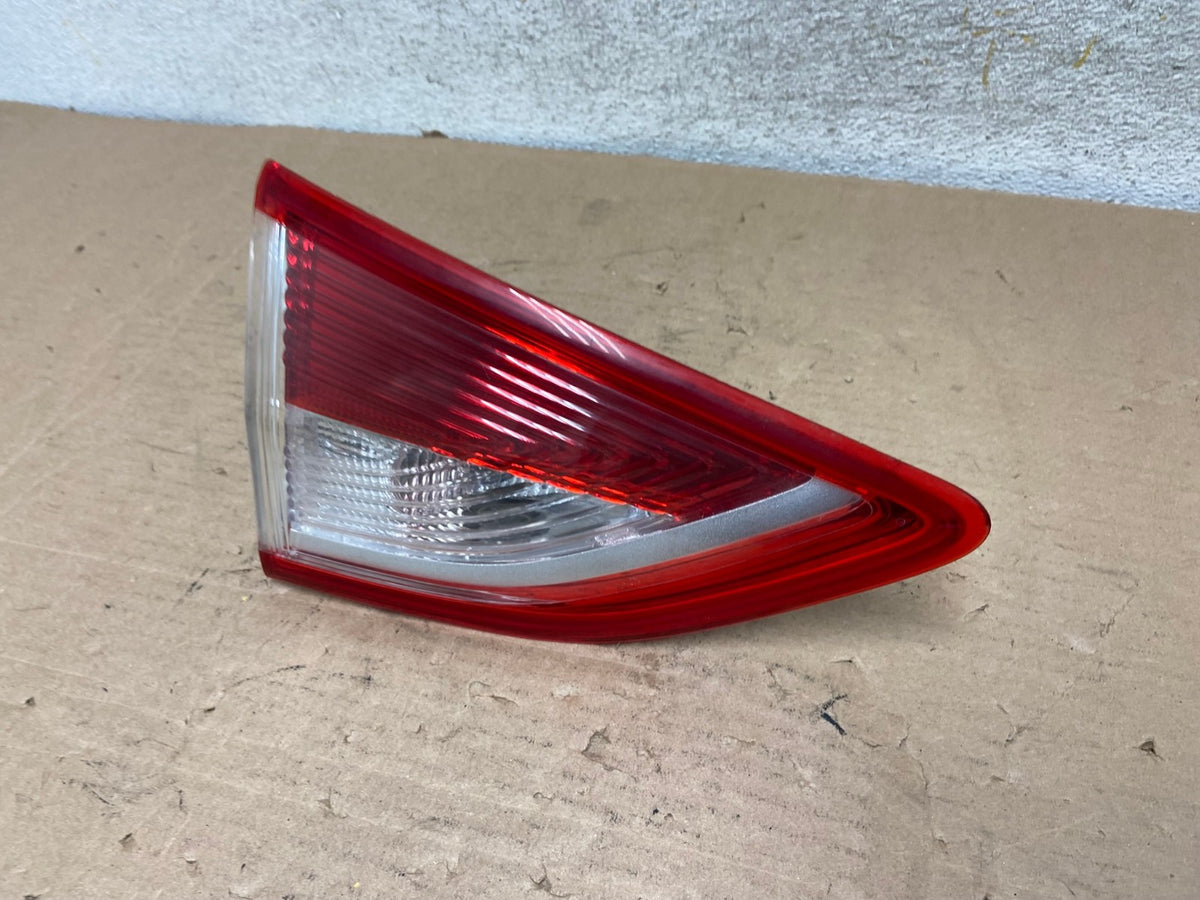 2013 to 2016 Ford Escape Left Driver LH Side Inner Tail Light AH9544 LK1