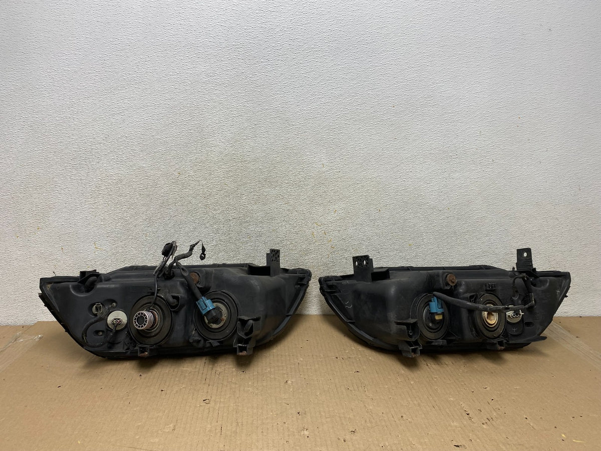 2004 2005 2006 Acura MDX Left+Right Headlights Halogen AH5818 DW8