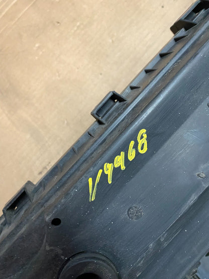 2005 to 2008 Volkswagen Jetta Beetle 2.5L Passat Engine Cover 07k129601j V9968 D9