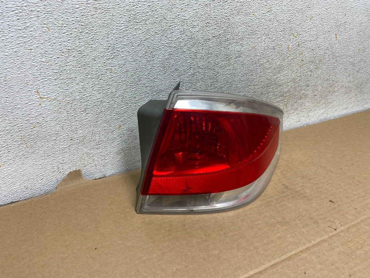 2008 2009 2010 2011 Ford Focus Sedan Right Passenger Tail Light AH7748 LK1