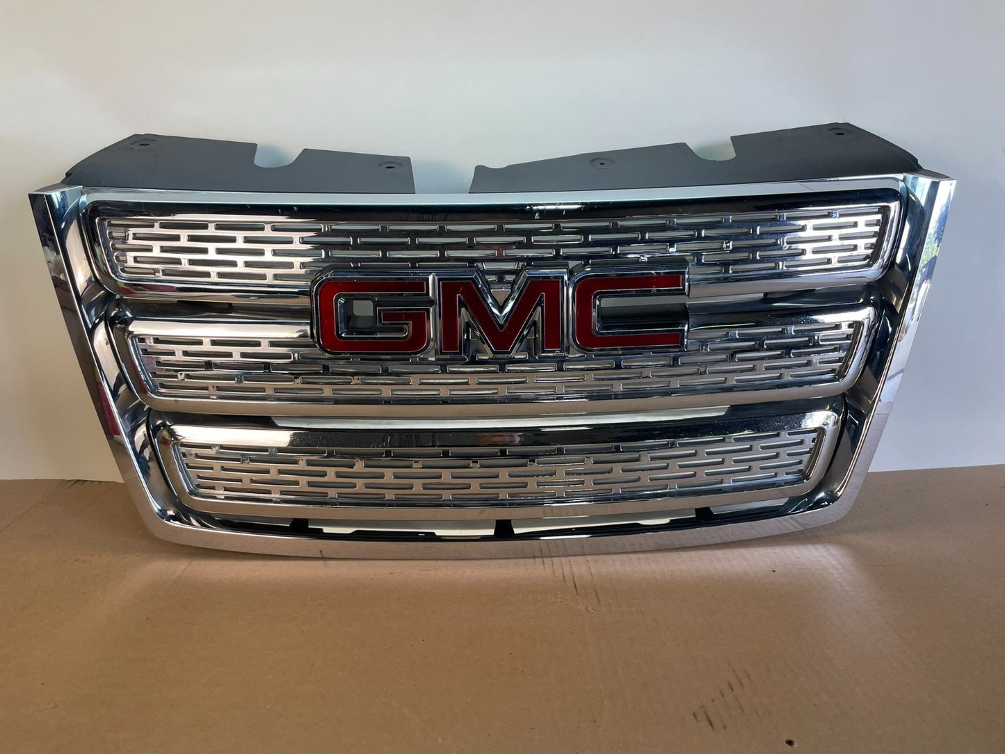 2010 to 2015 Gmc Terrain Front Upper Grill Grille AG0980 DG0