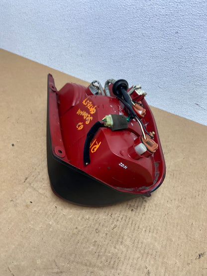 2002 Kia Sedona Right Passenger RH Side Tail Light Oem AC2916 DW6
