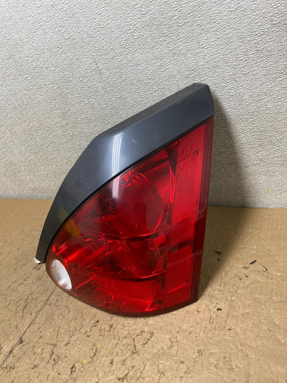2004 2005 2006 2007 2008 Nissan Maxima Right Passenger Tail Light Oem V4484 DW1