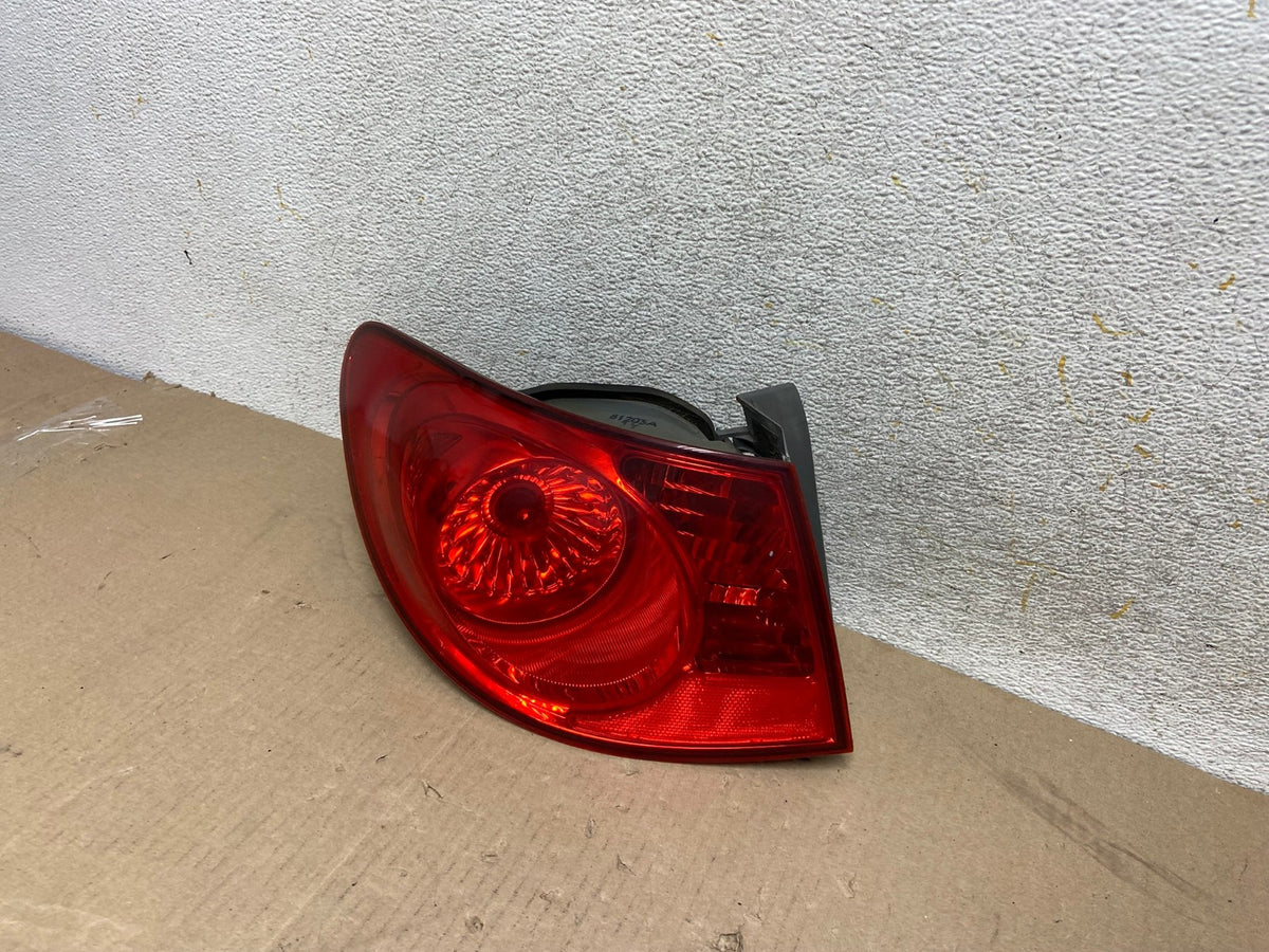 2007 to 2010 Hyundai Elantra Sedan Left Driver Side Tail Light AH6769 LK2