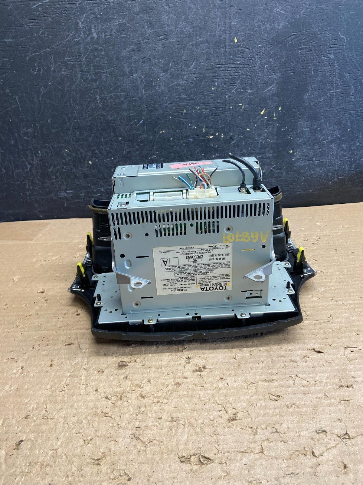 2004 to 2006 Lexus ES330 Es300 Radio Receiver Tape CD Air Vent AG8707 DG4