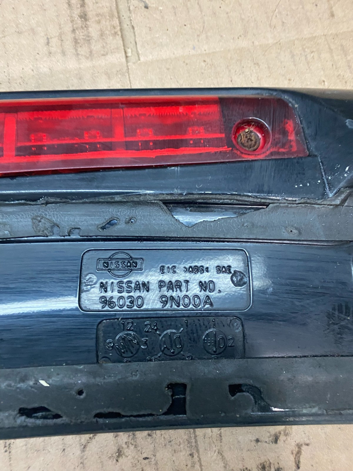 2009 to 2014 Nissan Maxima Rear Spoiler Wing Oem w2620 DG11
