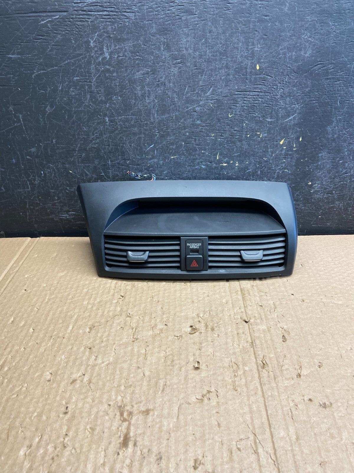 2004 to 2008 Acura TL Front Dash Dashboard AC Center Clock Air Vent AF6424 DG0