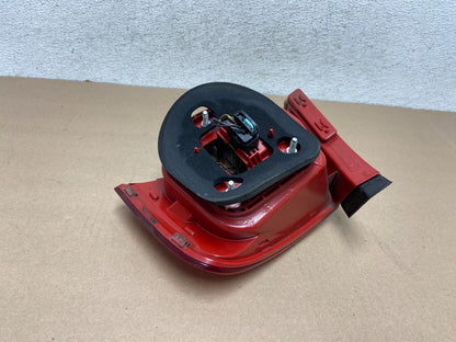 2006 to 2010 Volkswagen Passat Sedan Left Driver Side Tail Light AG4500 GD4