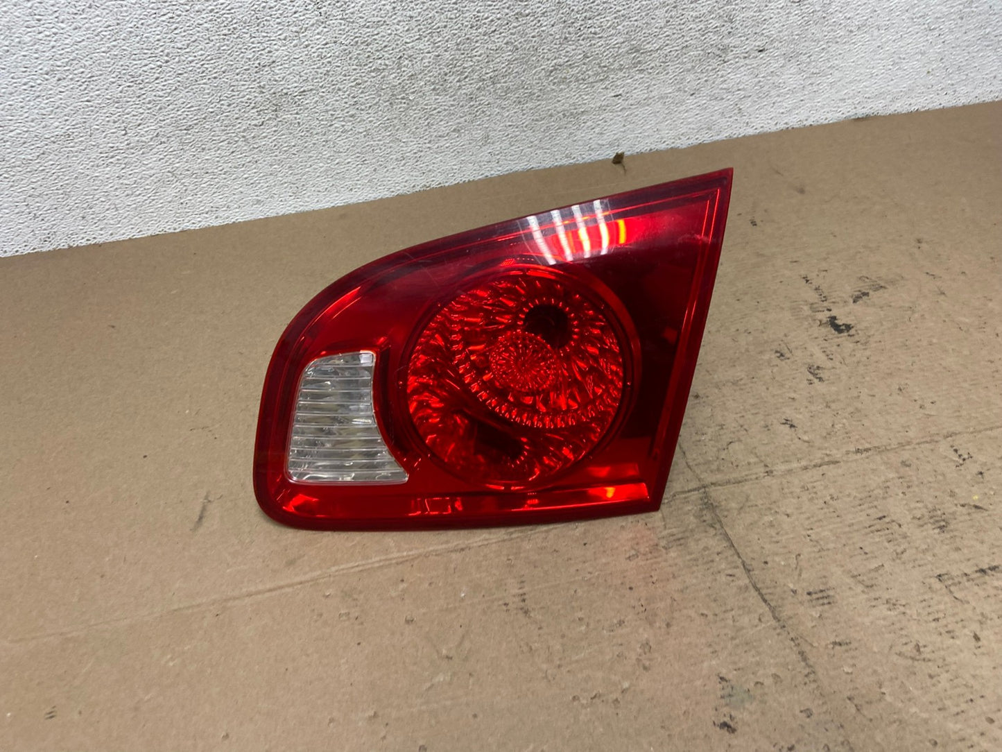 2007 2008 2009 Hyundai Santa Fe Right Passenger Tail Light Inner AF4925 LK0