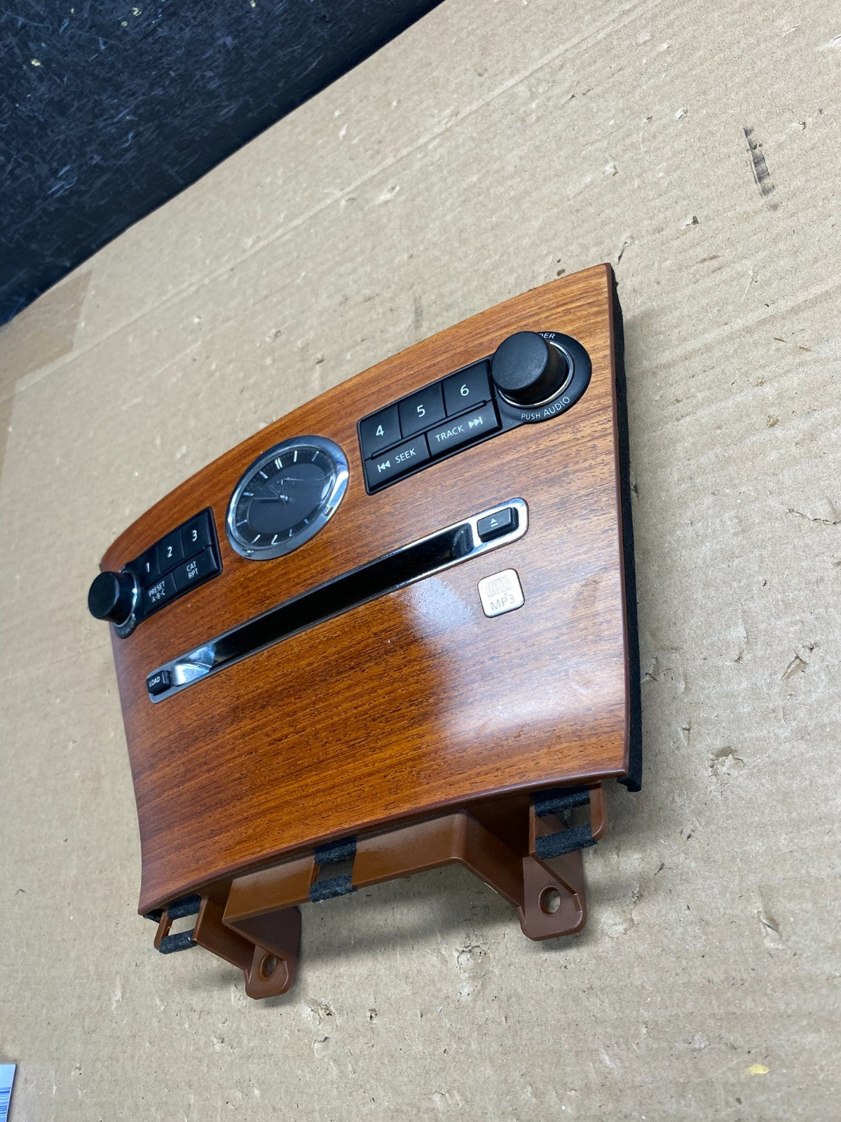 2006 to 2007 Infiniti M35 M45 Radio Audio Control Panel ag5279 DG3