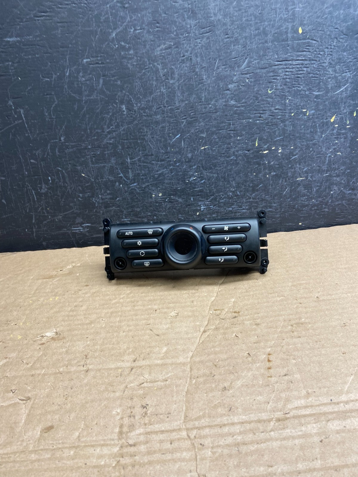 2004 to 2008 Mini Cooper S R50 AC Heater Climate Control AF2032 DW0