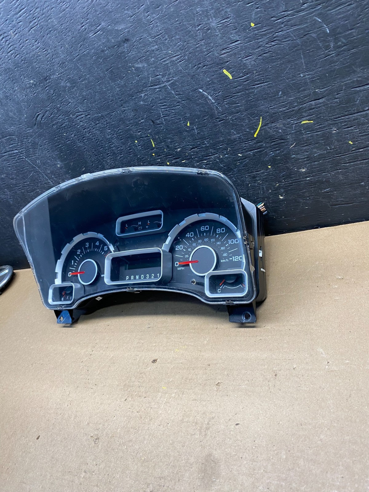 2007 to 2014 Ford Expedition Speedometer Cluster Gauge S6355 DG1