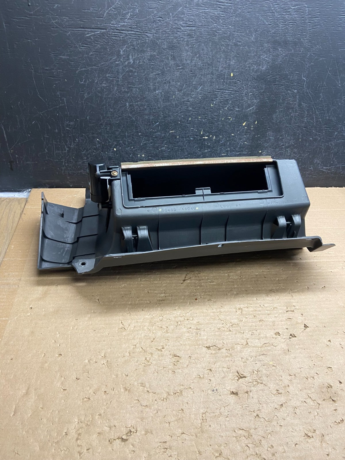 1999 to 2003 Lexus RX300 Passenger Side Glove Box AG8510 DG3
