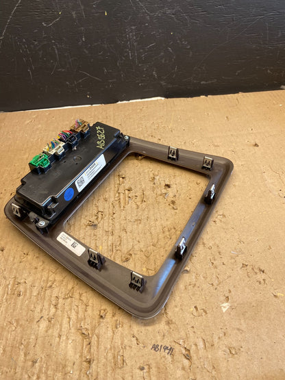 2013 - 2016 GMC Acadia A/C Heater Climate Control Radio Panel Bezel OE ab8627 DG4
