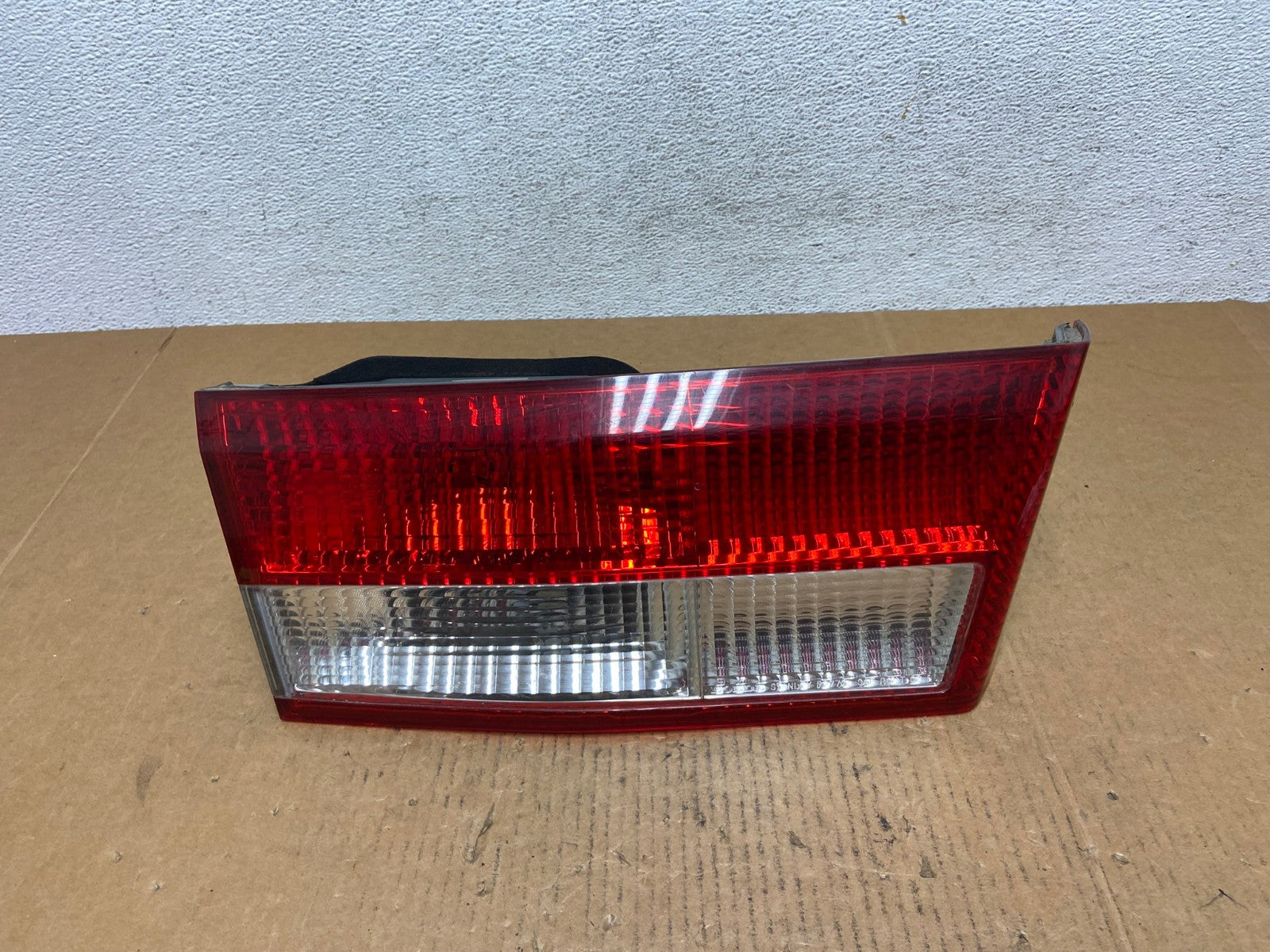2003-2004 Honda Accord Sedan Left Driver LH Inner Tail Light AE0522 LK0