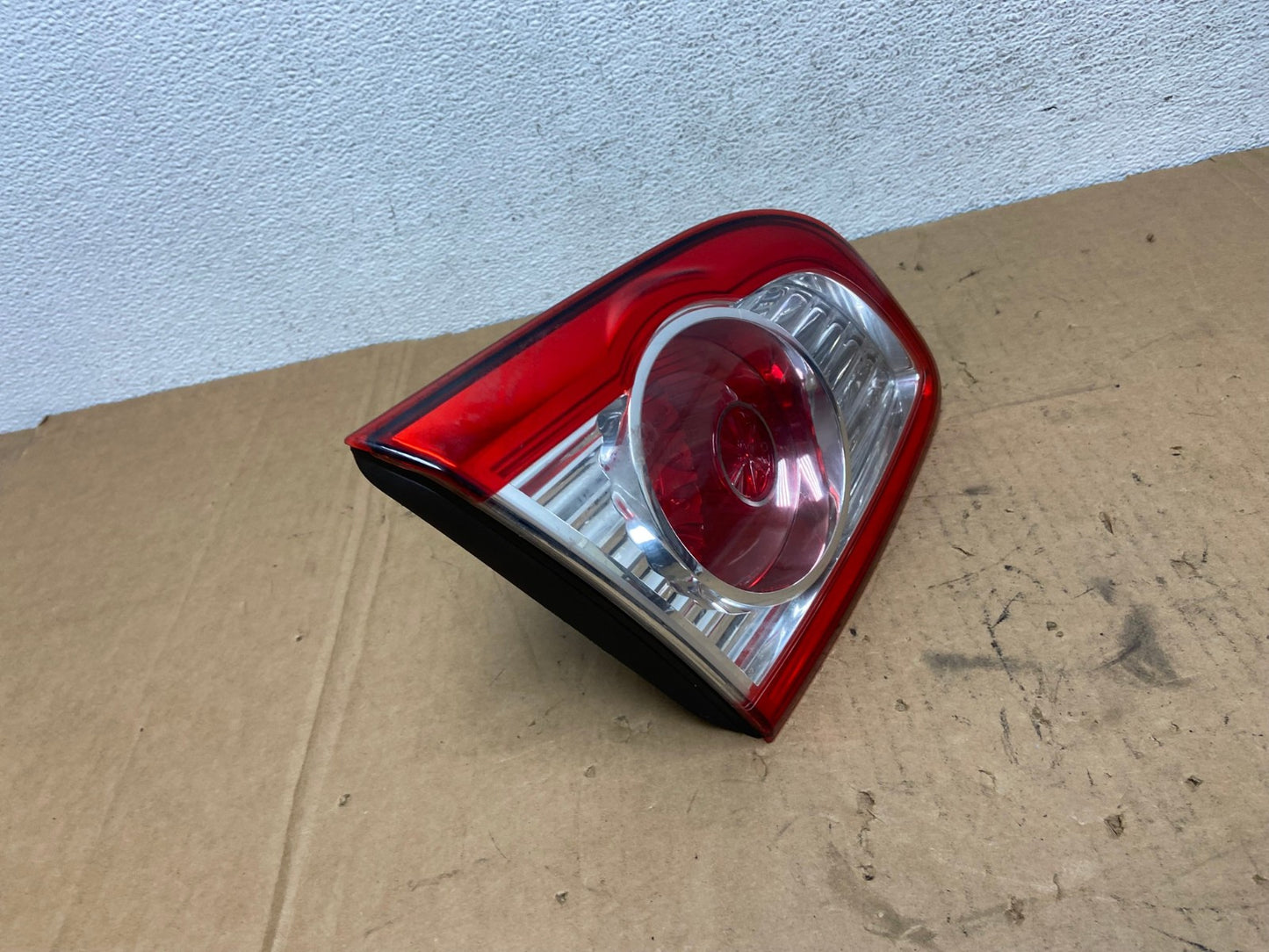 2010-2012 Hyundai Santa Fe Left Driver LH Inner Tail Light AD2829 LK2
