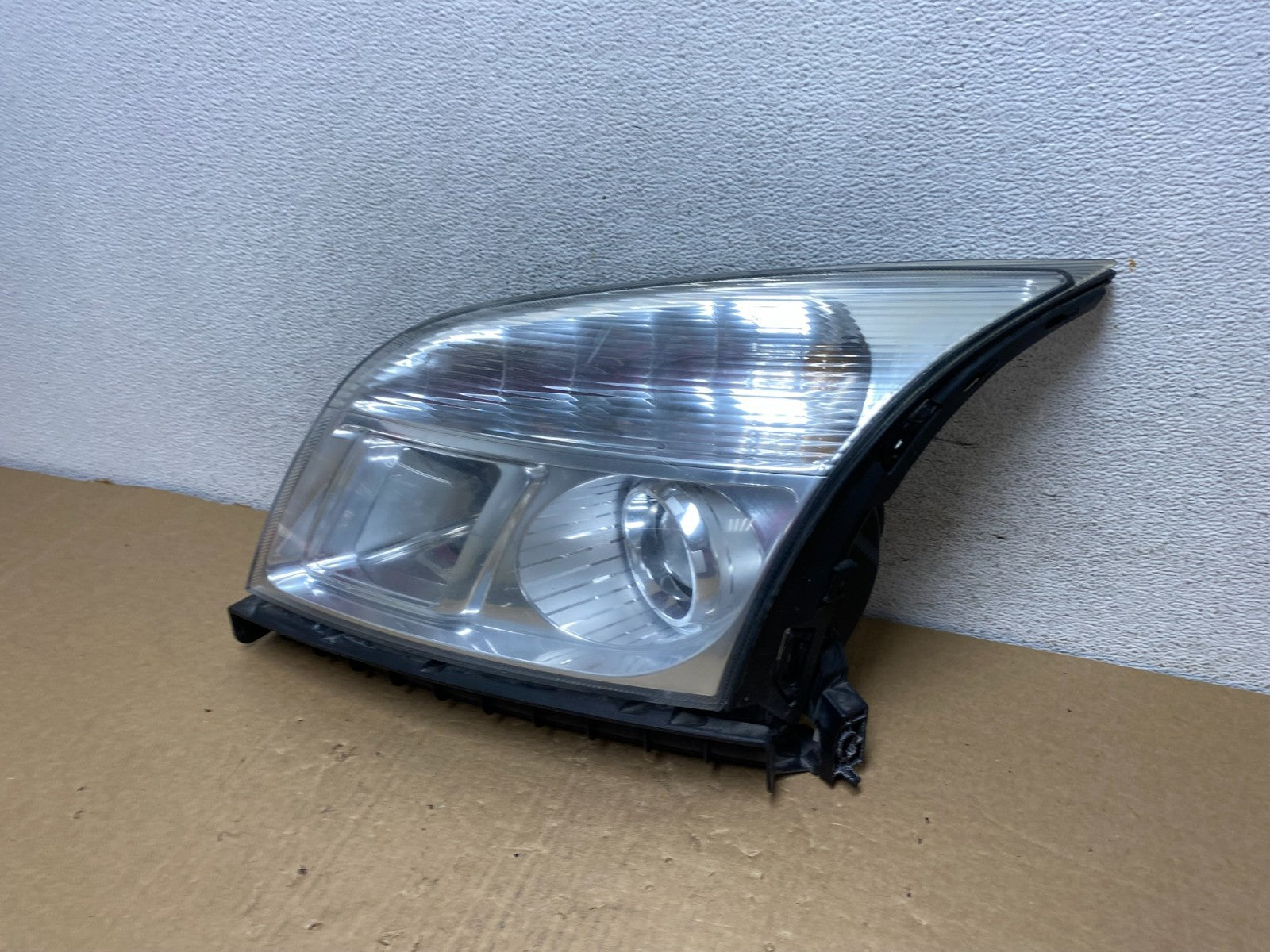 2008 to 2009 Mercury Sable Left Driver LH Side Halogen Headlight AF7365 DW1